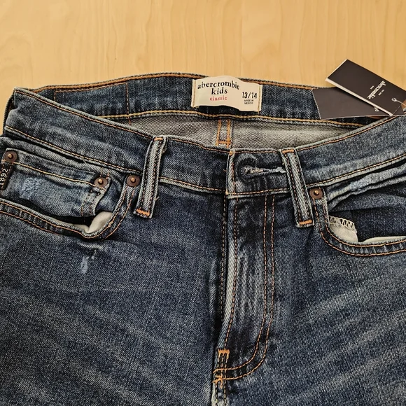 Set of 2 NEW Abercrombie kids jeans. Size 13/14